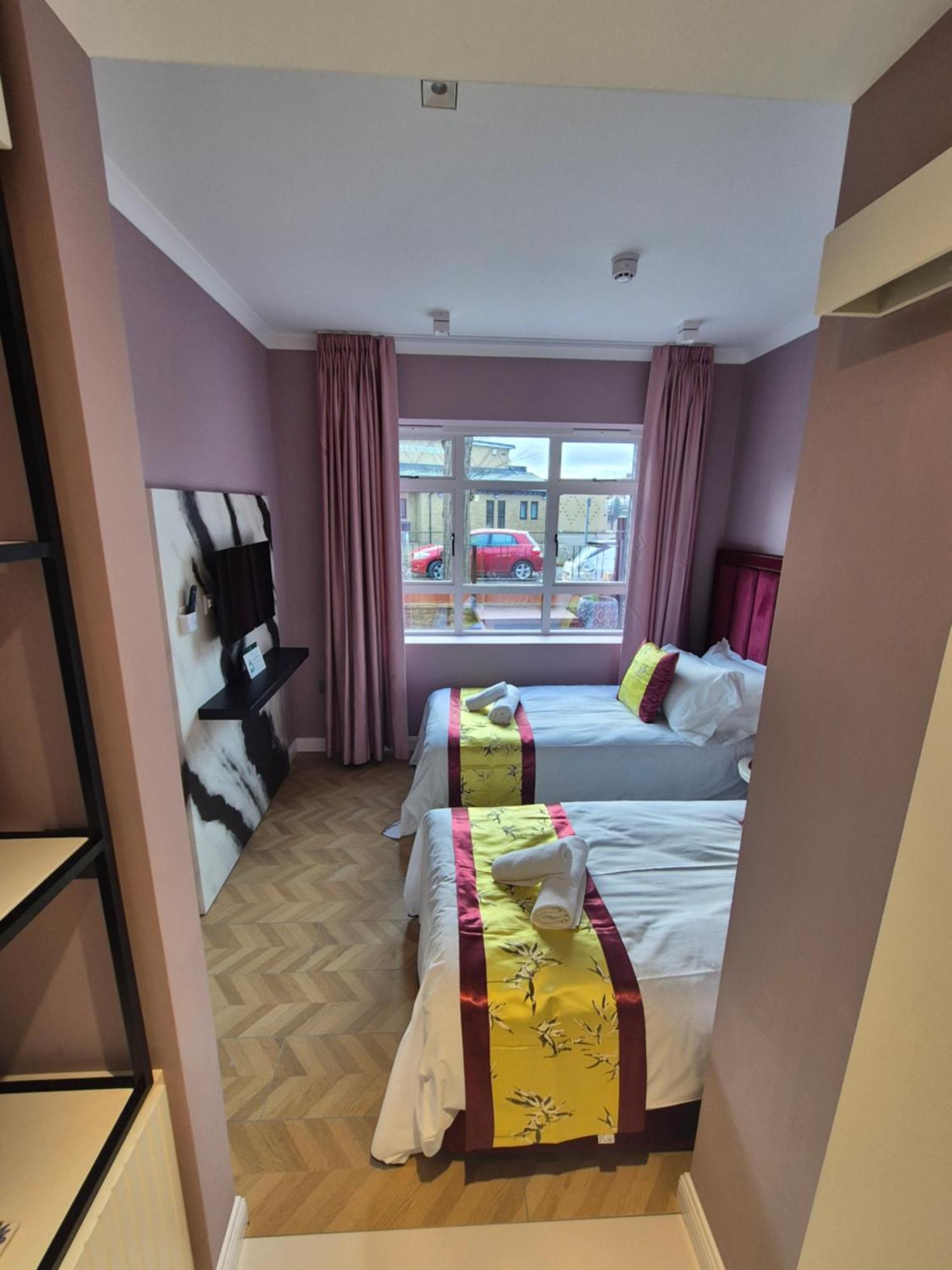 Rosemay Hotel Near London Heathrow Airport Хейс Экстерьер фото