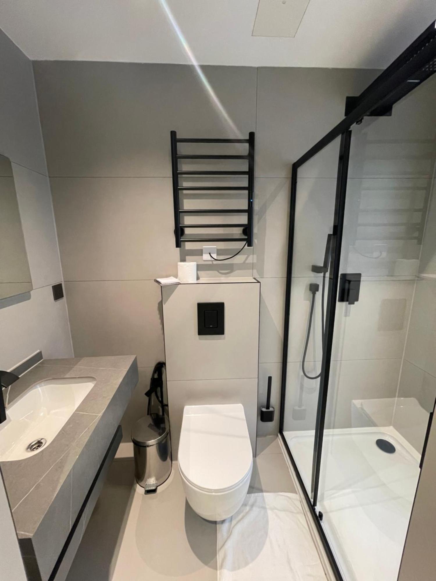 Rosemay Hotel Near London Heathrow Airport Хейс Экстерьер фото