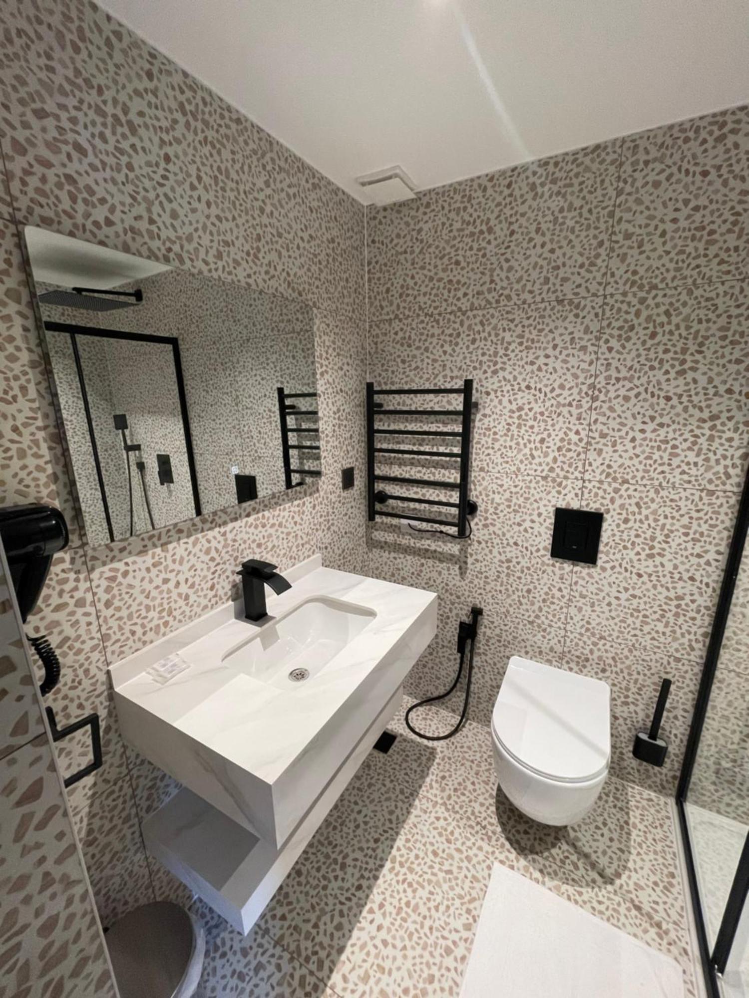 Rosemay Hotel Near London Heathrow Airport Хейс Экстерьер фото